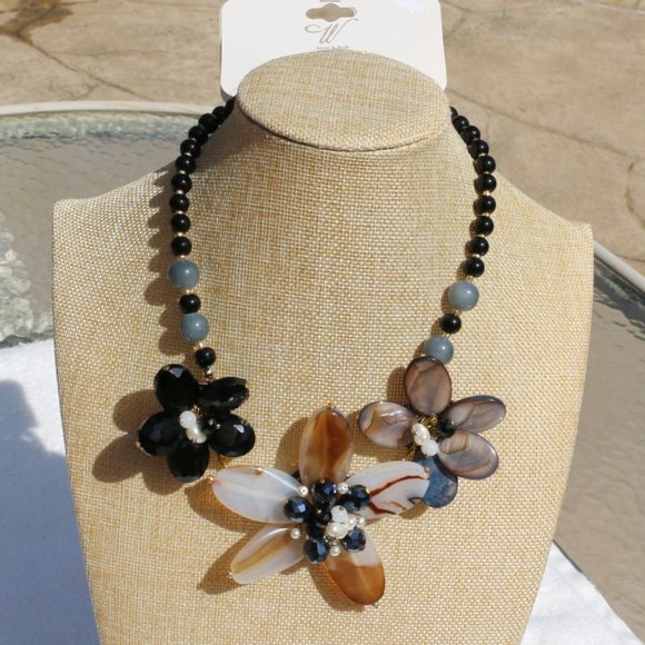 Large Agate Pearl & Mother of Pearl Flower Necklace Earring Set Chunky Handmade - Picture 2 of 6